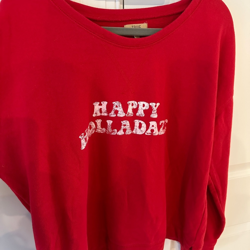 Red 'Happy Holladaze' XL Sweatshirt